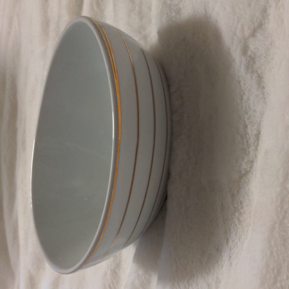 Threshold Porcelain Egg Bowl white & gold Easter 🐇